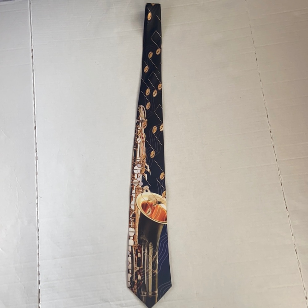 LIKE NEW Three Rooker Saxophone Neck Tie Saxophone And Notes 100% Polyester